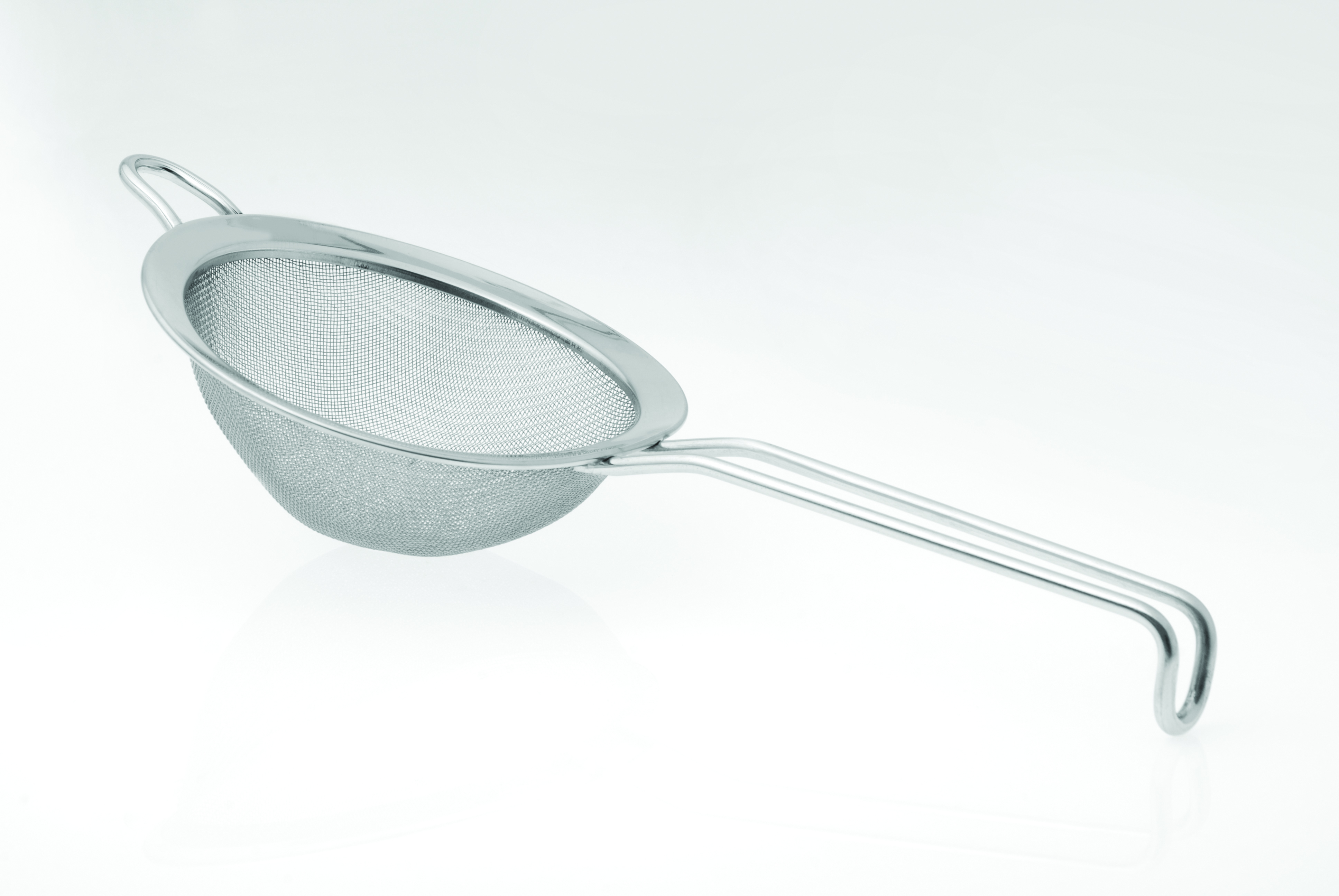 SS Tea Strainer Tilted Handle 